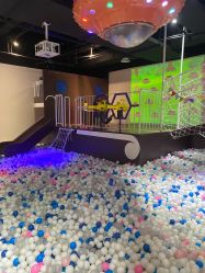 -塔塔王国·主题儿童游乐园(奥城商业广场店)