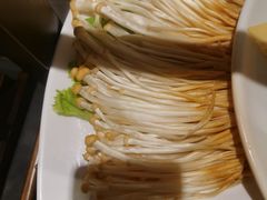 -山城鼎重庆老火锅(西安钟楼店)