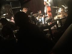 -东岸Cafe 爵士俱乐部