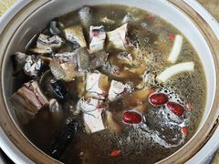 -东巴谷野生菌火锅餐厅