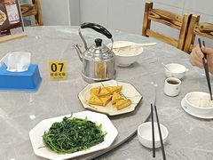 -银峰农庄·特色烧鸡·鲜无花果浸鸡