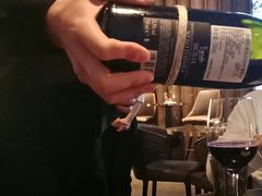 -wineapp葡萄酒餐吧(外滩金融中心店)