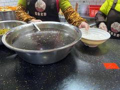 -覃肥叔桂林米粉(粮道街店)