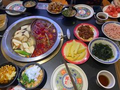 -沸炉重庆老火锅(军事博物馆店)