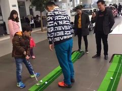 -上海宝宁宝马4S店