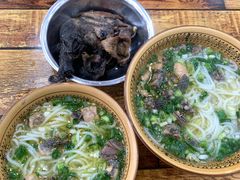 -正宗李家土鸡米线店