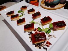 鱼子酱烤鸭-悦江(梅奔中心店)