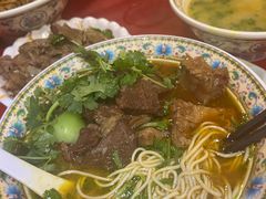 -金杨拉面王小吃面馆·牛三宝面·红烧牛肉粉