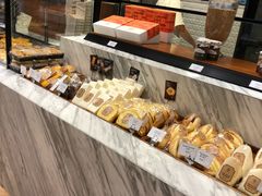 面包甜点陈列柜-莉莲蛋挞(日月光店)