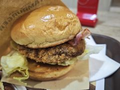 安格斯牛肉芝士汉堡-魏家凉皮(西安秋林宏业商厦店)