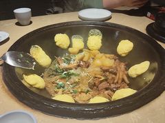 -万里闯关东铁锅炖菜馆(高新旗舰店)