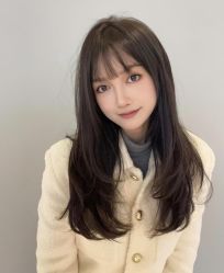-十六番发型师事务所