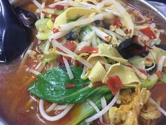 -红鼻子桂林米粉(金唐新光界店)