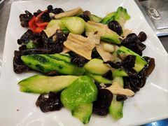 丝瓜云耳炒腐竹-美极鲜食坊(宝安南路店)