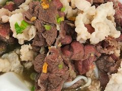 牛展肉胸口油汤粉-菜忠潮州牛肉店(岗厦店)