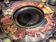 -哈哈碳都·牛肋条无限自助烤肉(台江万达店)