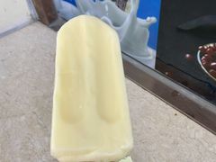 牛奶口味雪糕-康乐(滨江道店)