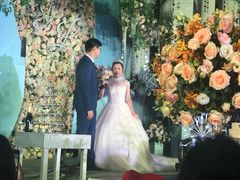 -上海龙之梦万丽酒店