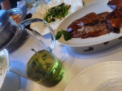-贝勒爷·酥不腻烤鸭