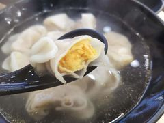 蛋黄鲜肉大馄饨-如意馄饨(恒隆广场兴安路店)