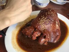 -巷子深菜馆·津门肘子(滨海店)