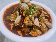 紅湯花甲-辣四方新派川菜