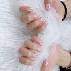 -七彩虹美甲美睫 半永久