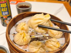 蟹粉小笼包-馋三尺蟹粉小笼(人民广场店)