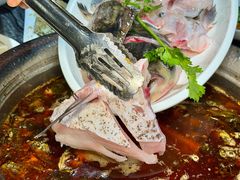-老船舫·现做活鲜鱼馆(东郊记忆店)
