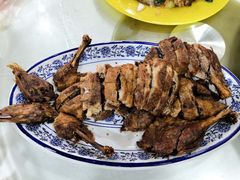香酥鸭-广迎居老正兴菜馆