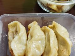 -黄阿姨锅贴大王(万航渡路店)