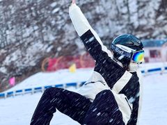 -洛阳伏牛山滑雪场
