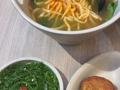 -桂在香知桂林米粉(红博中央公园店)