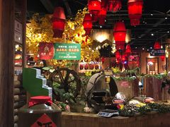 大堂-老滇山寨•云南特色菜•地方菜•民族风情歌舞表演(金碧店)