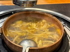 -阿山卓·野生菌火锅·纳西火塘烤肉