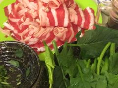-洞庭洲·防空洞火锅·烧烤·铜锅涮肉(新百广场店)