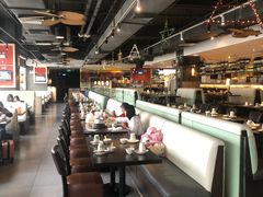 -大头虾越式风味餐厅(光明广场店)