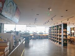 -魔方城市书房(中街益田店)