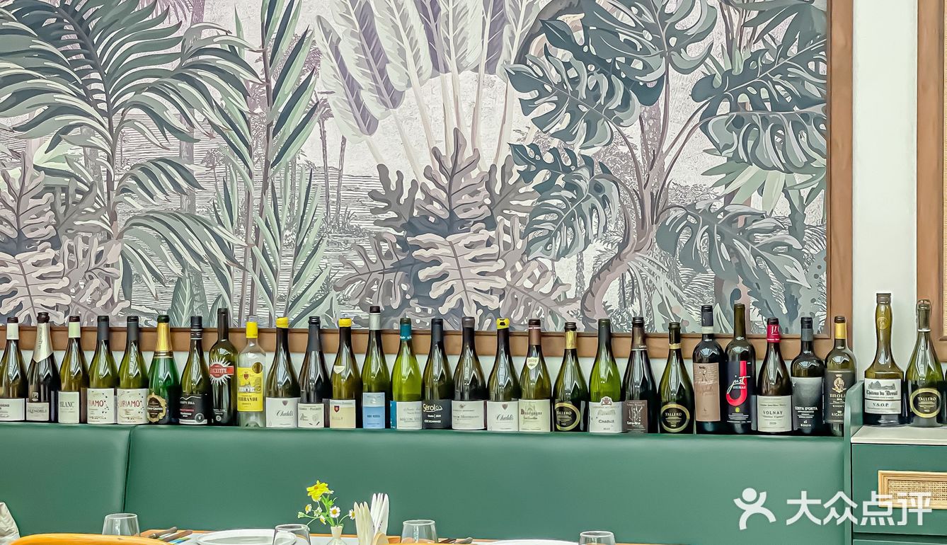 和男朋友来这边被夸爆朋友圈..