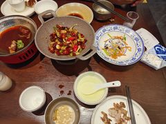 -古都历食南京菜·烤鸭·鸭血粉丝·汤包(南京博物院店)