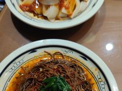 -蓝田九大碗民俗食府(蓝田店)