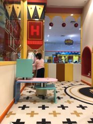 -哈尼鹿儿童乐园(长沙梅溪湖步步高店)