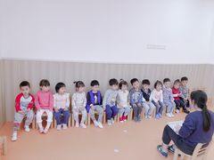 -小门牙好性格托育(北外滩中心)
