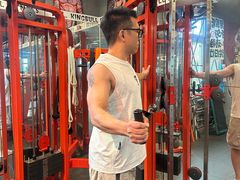 -KingBull私教健身&格斗订制(龙井商业中心店)