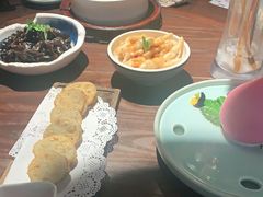 -韵秋荷(宝山龙湖天街店)