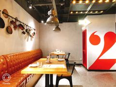 卡座-HELLO 27 意面·沙拉·帕尼尼