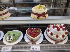 -花花卷卷·鲜食蛋糕(静安久光百货店)