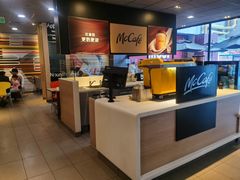 -麦当劳(杭州西湖银泰百货店)