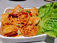 海绵宝宝-半天妖|烤鱼·冒烤鸭(汉中吾悦广场店)