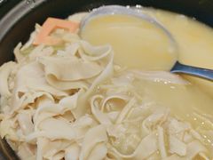 -万龙洲海鲜(大兴绿地缤纷城店)